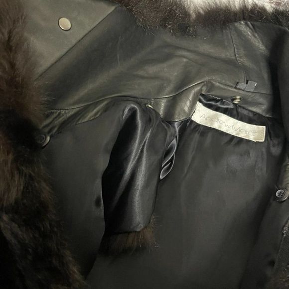 ANDREW Marc Genuine New Zealand Opossum Fur Oversize Vest Size L - Picture 6 of 8